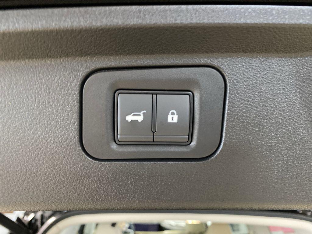 new 2025 Nissan Armada car, priced at $79,936