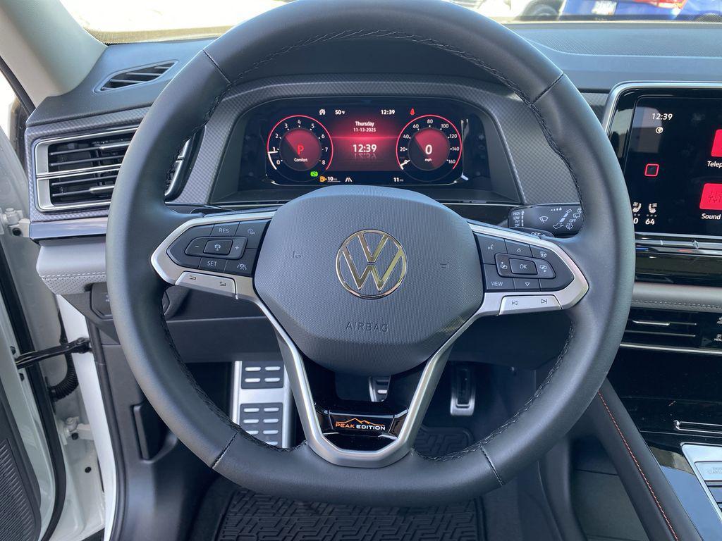 new 2025 Volkswagen Atlas car, priced at $40,800