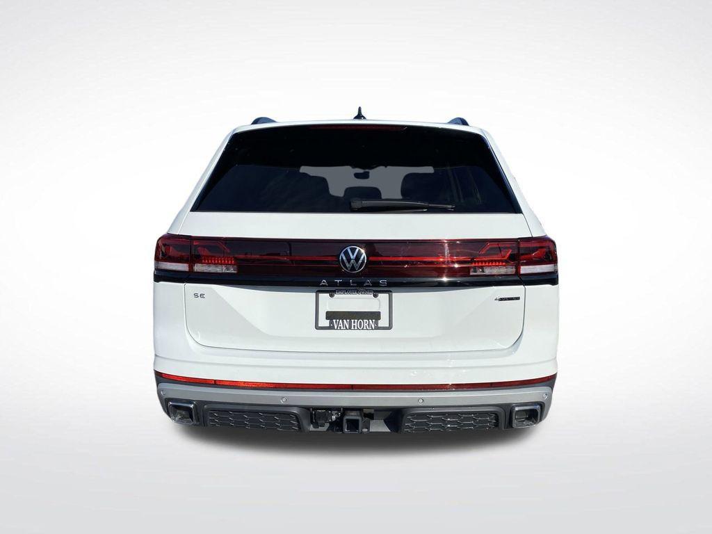 new 2025 Volkswagen Atlas car, priced at $40,800