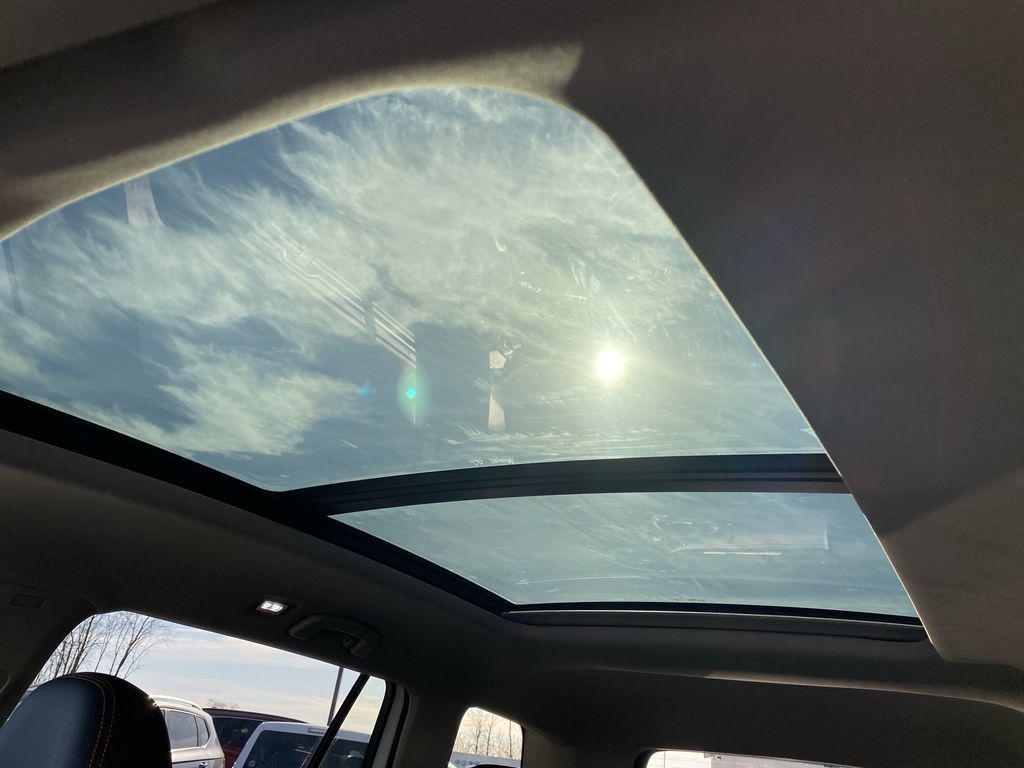 new 2025 Volkswagen Atlas car, priced at $40,800