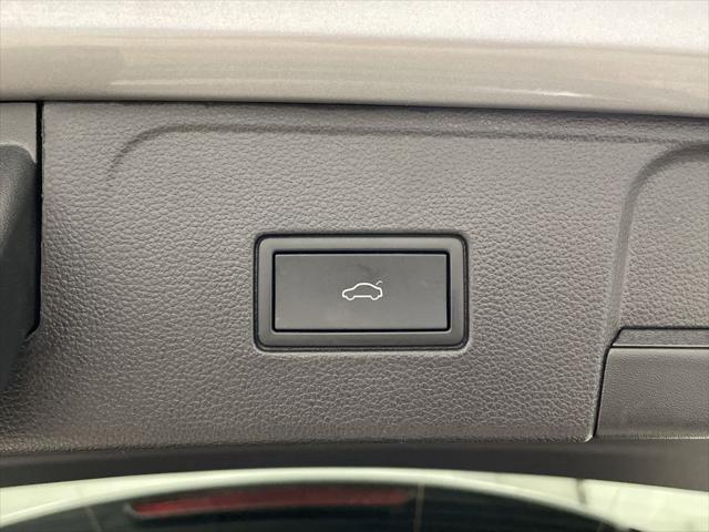 used 2024 Volkswagen Atlas car, priced at $34,995