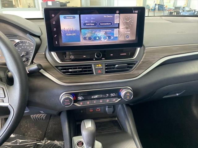 new 2025 Nissan Altima car, priced at $30,179