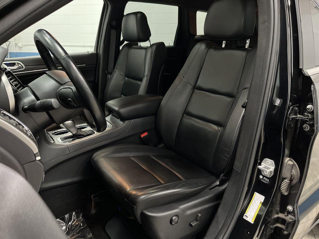 used 2021 Jeep Grand Cherokee car, priced at $20,902