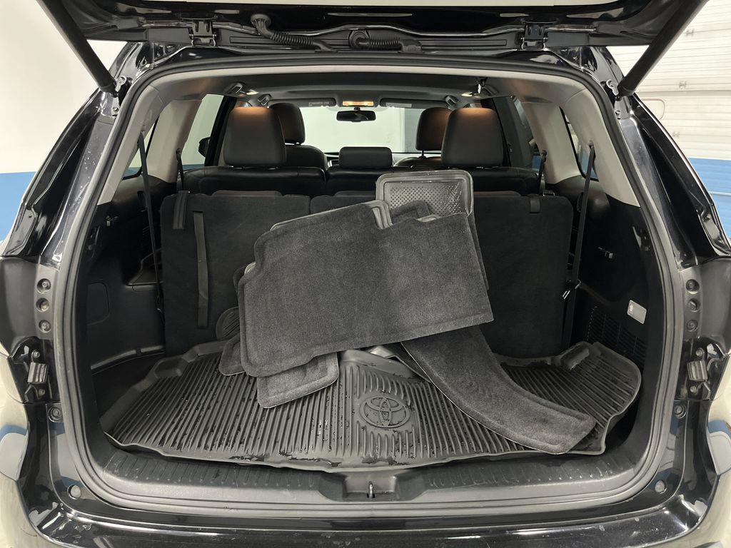 used 2015 Toyota Highlander car, priced at $18,496