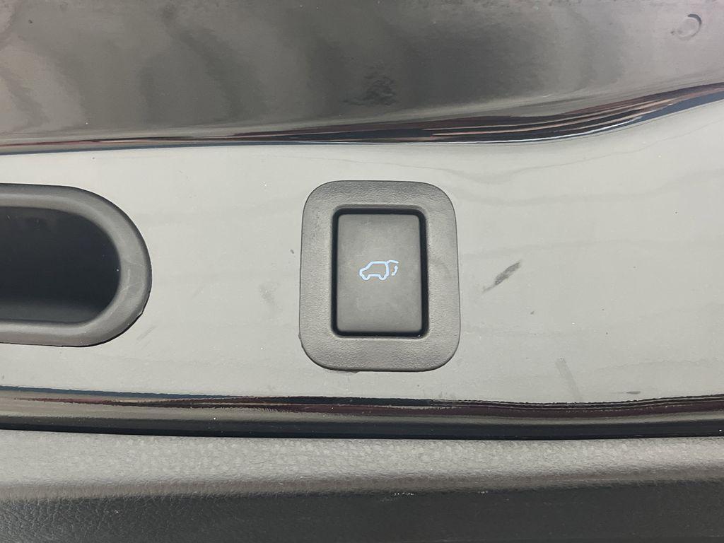 used 2015 Toyota Highlander car, priced at $18,496