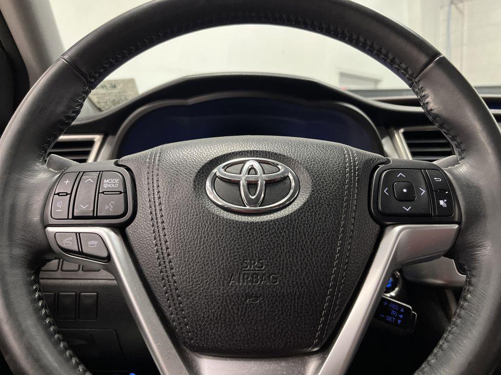 used 2015 Toyota Highlander car, priced at $18,496