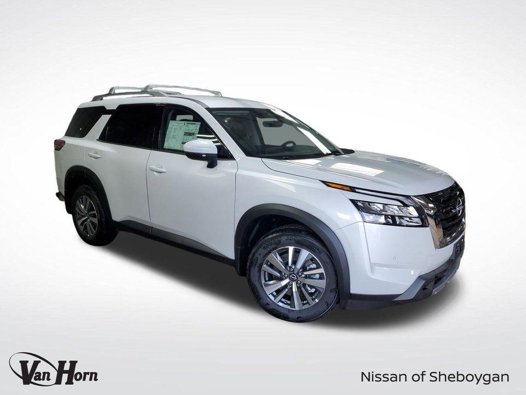 new 2025 Nissan Pathfinder car, priced at $39,421