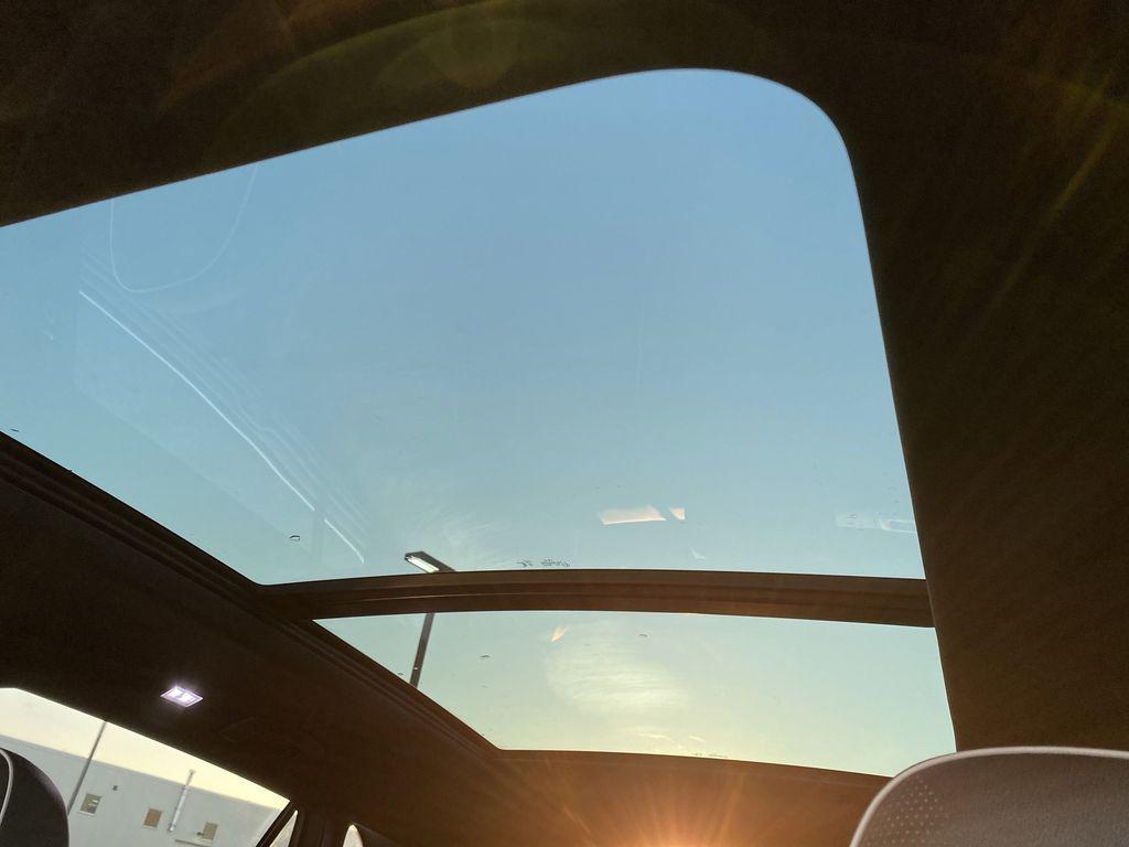 new 2026 Volkswagen Atlas Cross Sport car, priced at $53,392