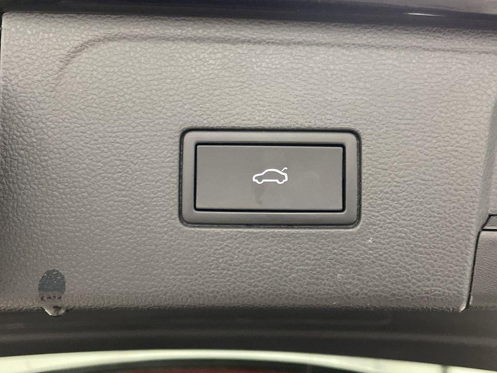 used 2024 Volkswagen Atlas car, priced at $34,269