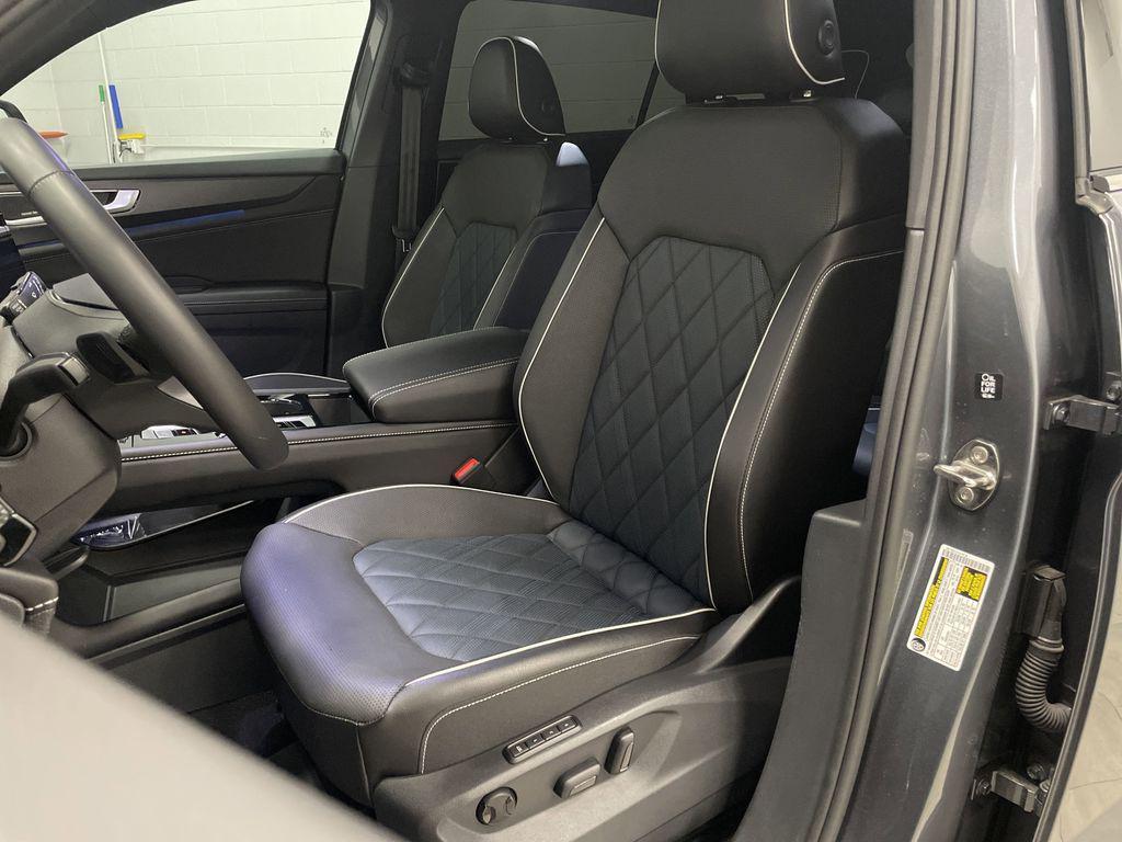 used 2024 Volkswagen Atlas Cross Sport car, priced at $39,816