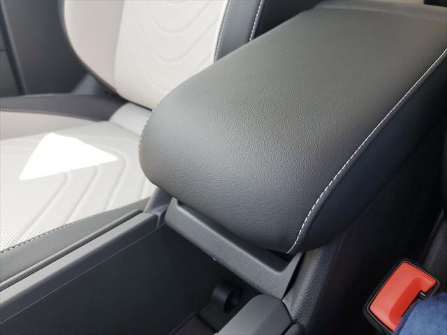 new 2025 Volkswagen Tiguan car, priced at $32,957