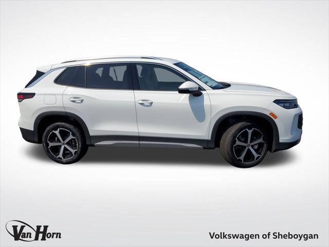 new 2025 Volkswagen Tiguan car, priced at $32,957