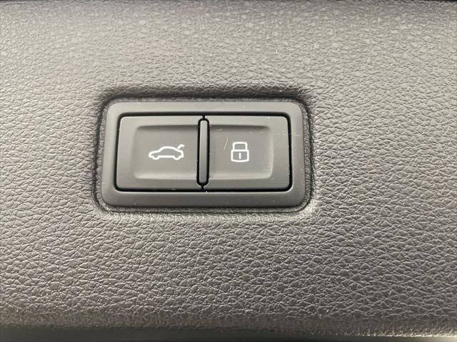used 2023 Audi Q7 car, priced at $51,517