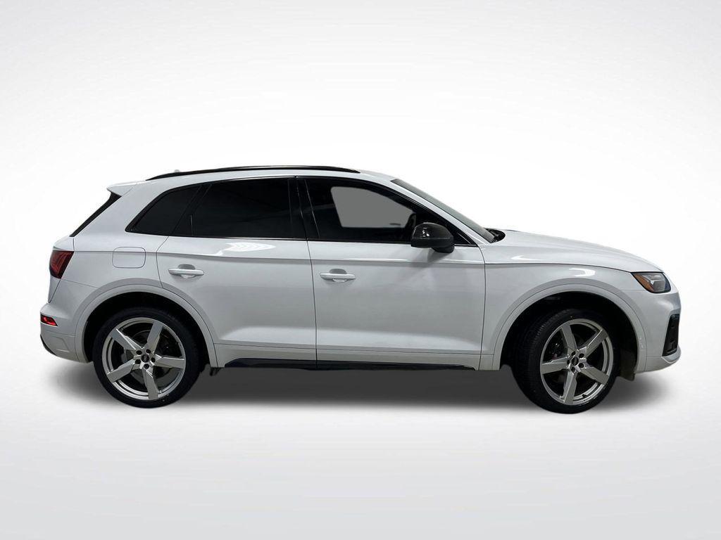used 2022 Audi SQ5 car, priced at $32,495