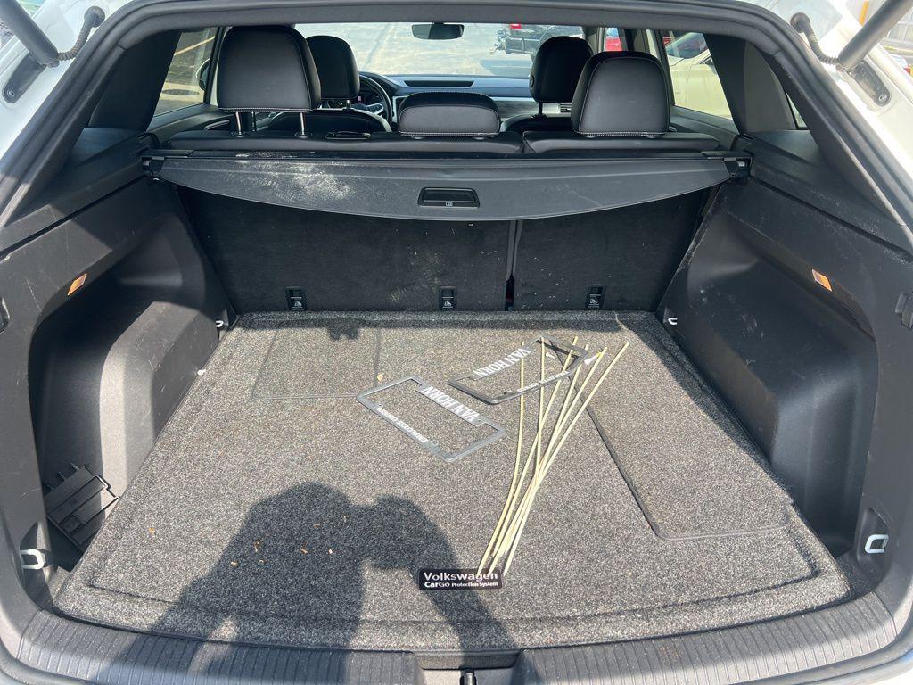used 2021 Volkswagen Atlas Cross Sport car, priced at $23,203
