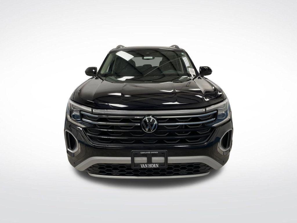 used 2024 Volkswagen Atlas car, priced at $33,401