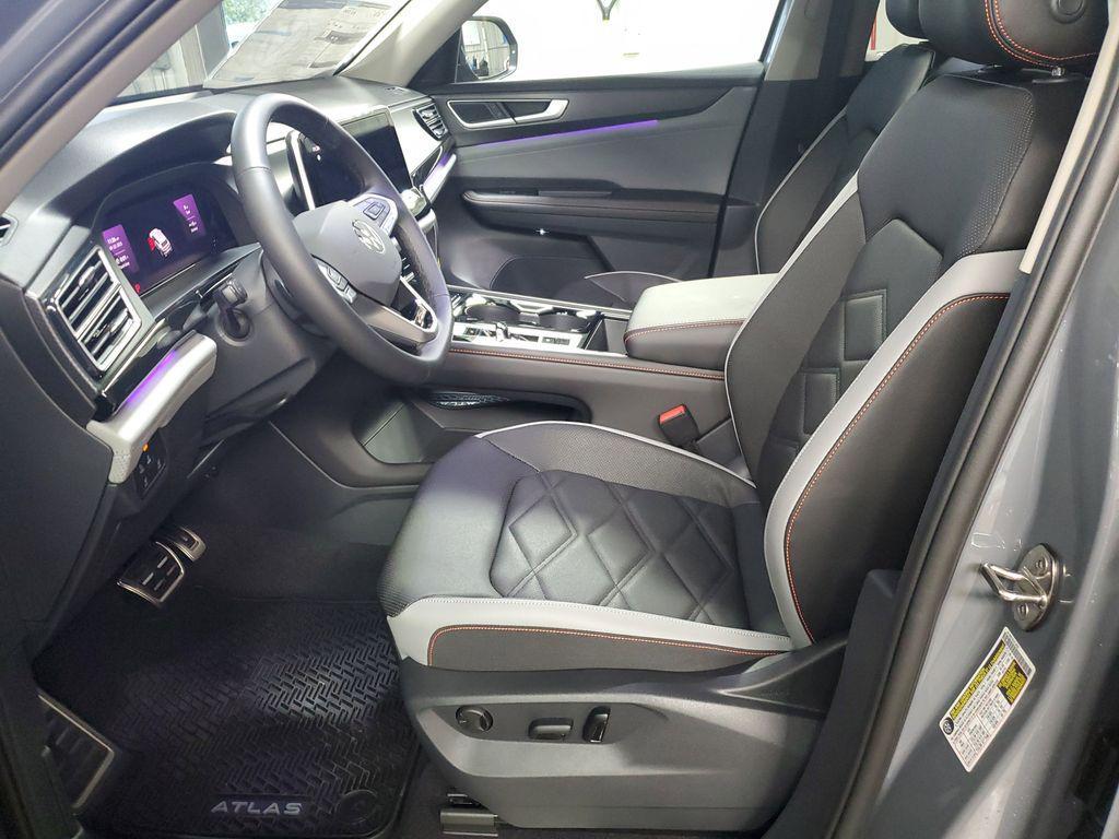 new 2025 Volkswagen Atlas car, priced at $41,987