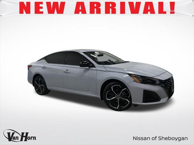 used 2023 Nissan Altima car, priced at $25,992
