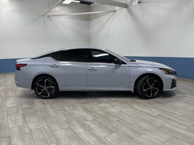 used 2023 Nissan Altima car, priced at $25,992
