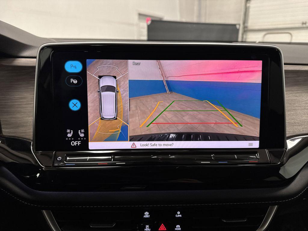 used 2024 Volkswagen Atlas car, priced at $38,223