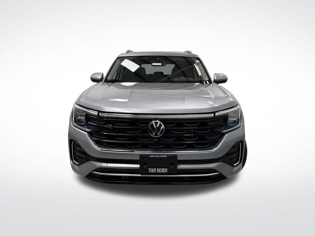used 2024 Volkswagen Atlas car, priced at $38,223