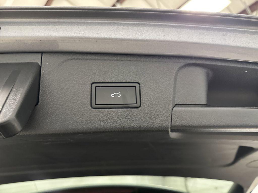 used 2024 Volkswagen Atlas car, priced at $38,223