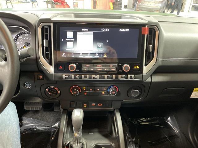 new 2025 Nissan Frontier car, priced at $40,652