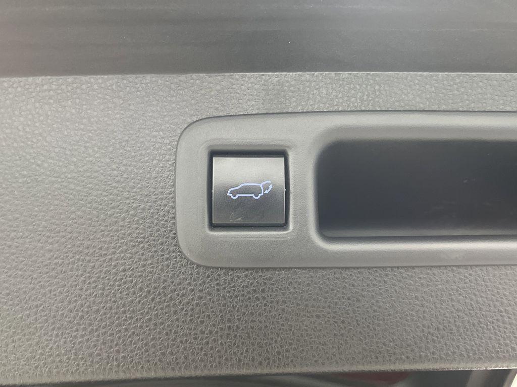 used 2021 Toyota Highlander car, priced at $27,774