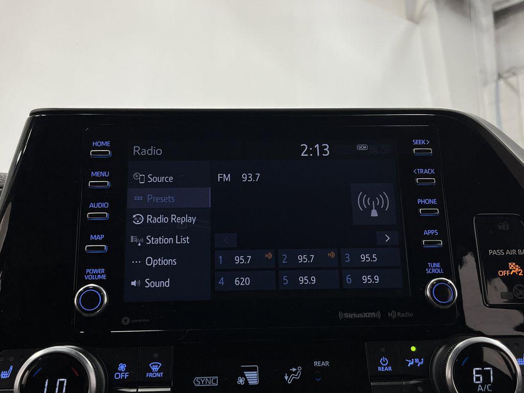 used 2021 Toyota Highlander car, priced at $27,774