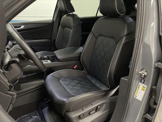 used 2024 Volkswagen Atlas Cross Sport car, priced at $40,795