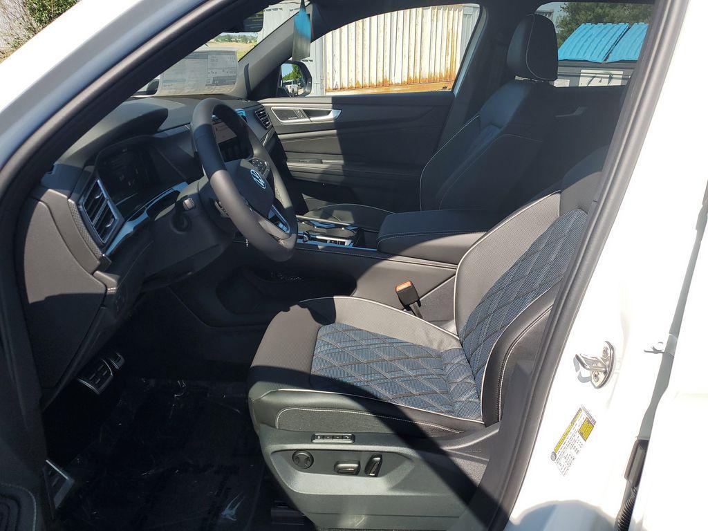 new 2025 Volkswagen Atlas Cross Sport car, priced at $49,577