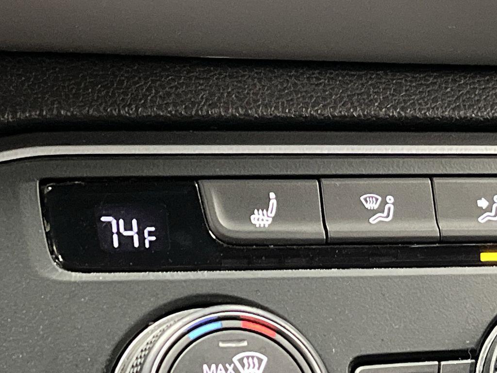 used 2021 Volkswagen Atlas car, priced at $24,990