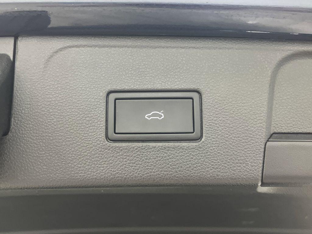 used 2021 Volkswagen Atlas car, priced at $24,990