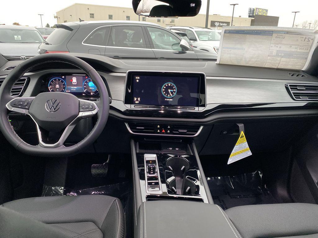 new 2025 Volkswagen Atlas Cross Sport car, priced at $40,276