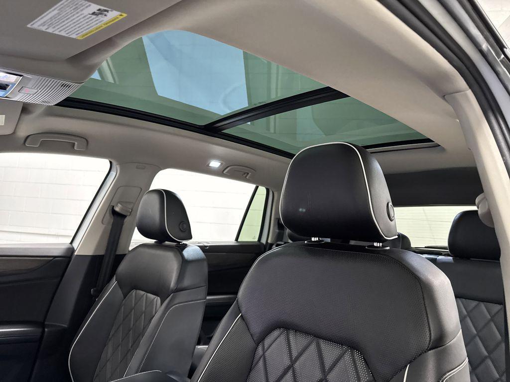 used 2024 Volkswagen Atlas car, priced at $35,841