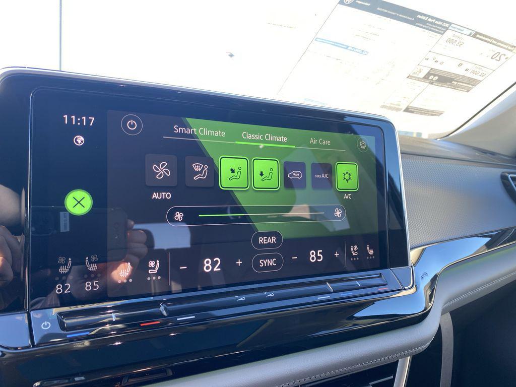 new 2025 Volkswagen Atlas car, priced at $40,800