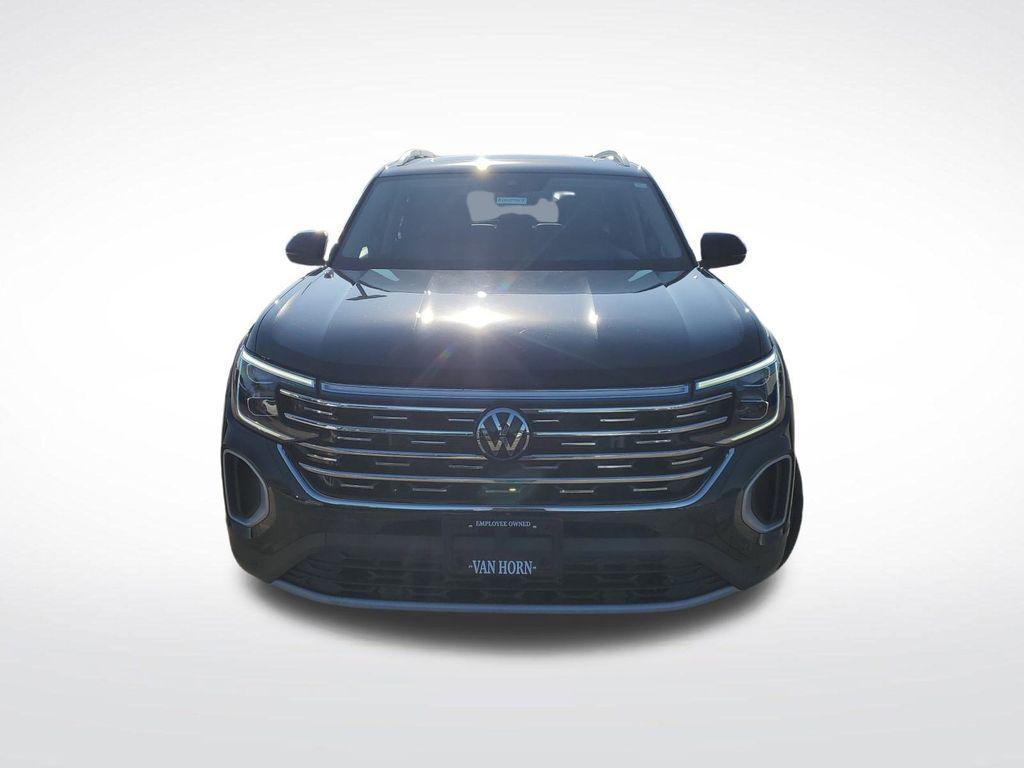 used 2024 Volkswagen Atlas car, priced at $36,404