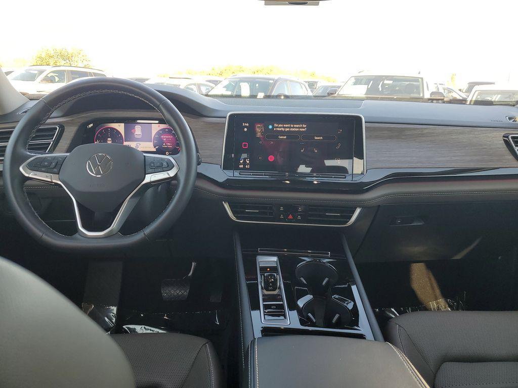 used 2024 Volkswagen Atlas car, priced at $36,404