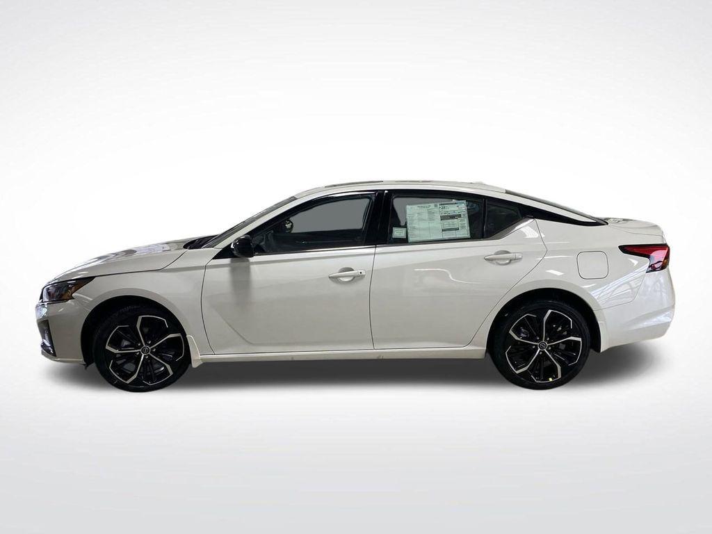 new 2025 Nissan Altima car, priced at $31,862