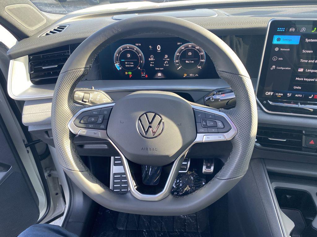 new 2026 Volkswagen Tiguan car, priced at $39,049