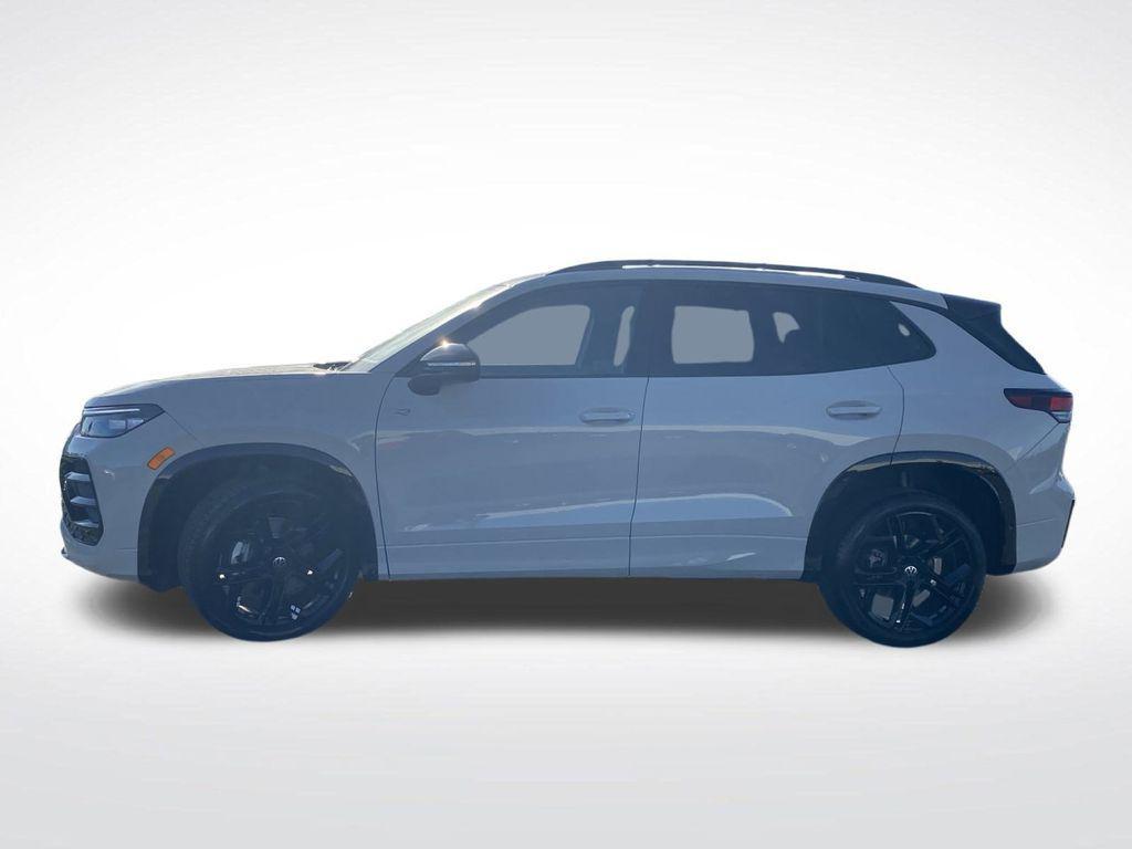 new 2026 Volkswagen Tiguan car, priced at $39,049