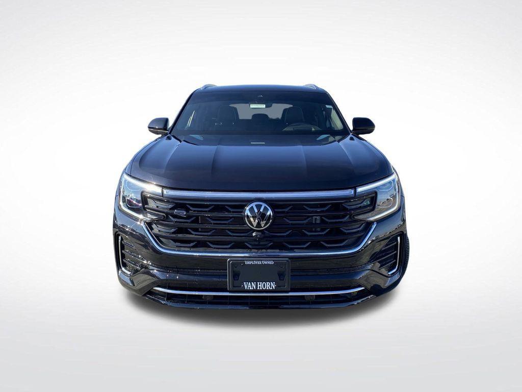 used 2024 Volkswagen Atlas Cross Sport car, priced at $38,995