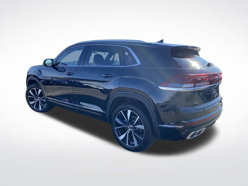 used 2024 Volkswagen Atlas Cross Sport car, priced at $38,995
