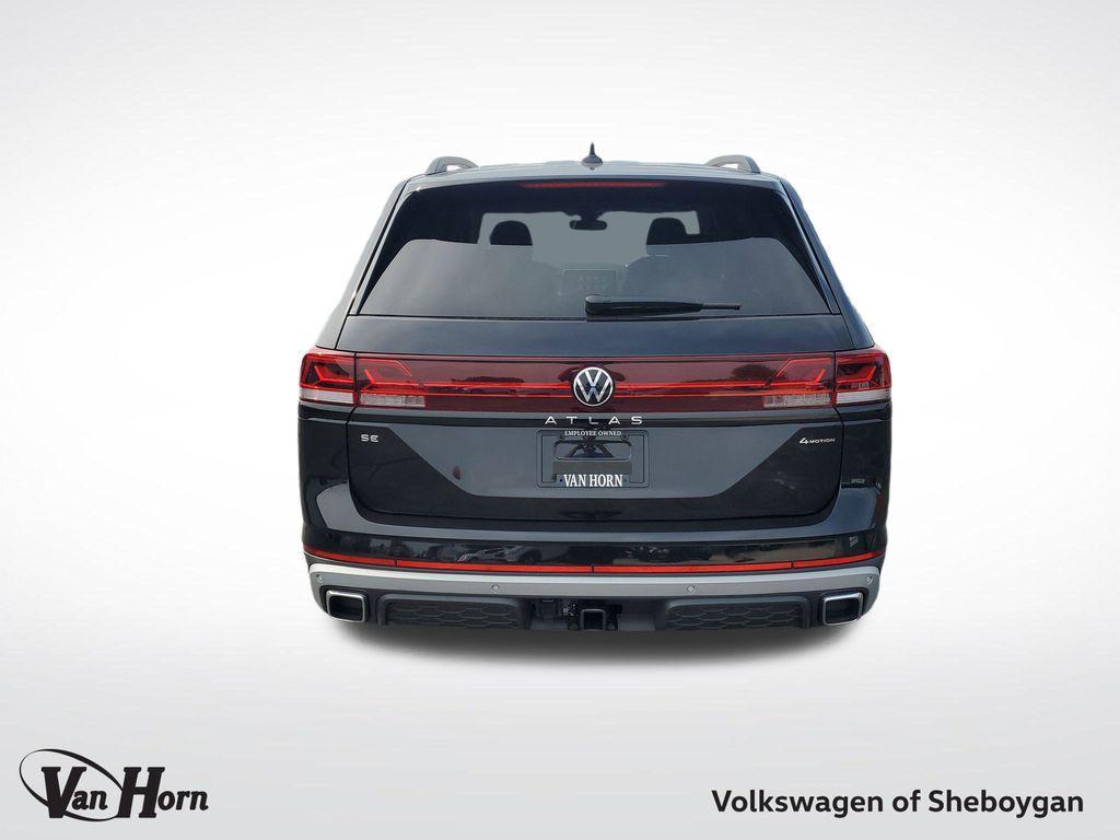new 2025 Volkswagen Atlas car, priced at $47,611