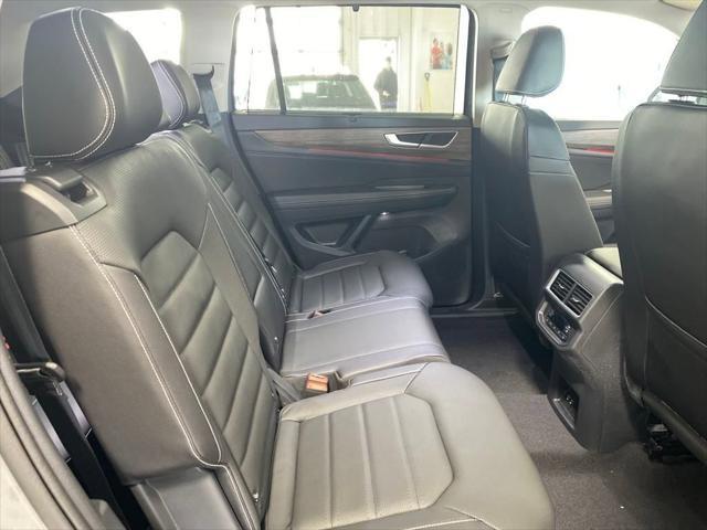 new 2025 Volkswagen Atlas car, priced at $46,714