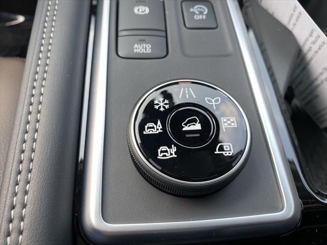 new 2025 Nissan Pathfinder car, priced at $48,752