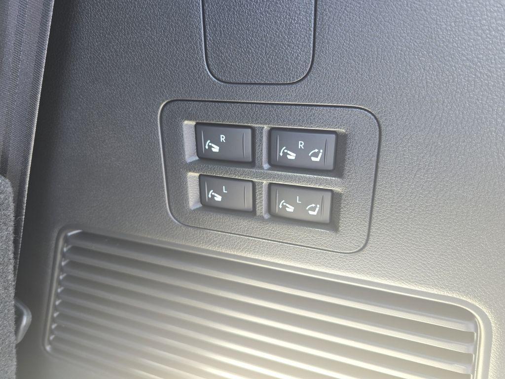 new 2025 Nissan Armada car, priced at $66,844