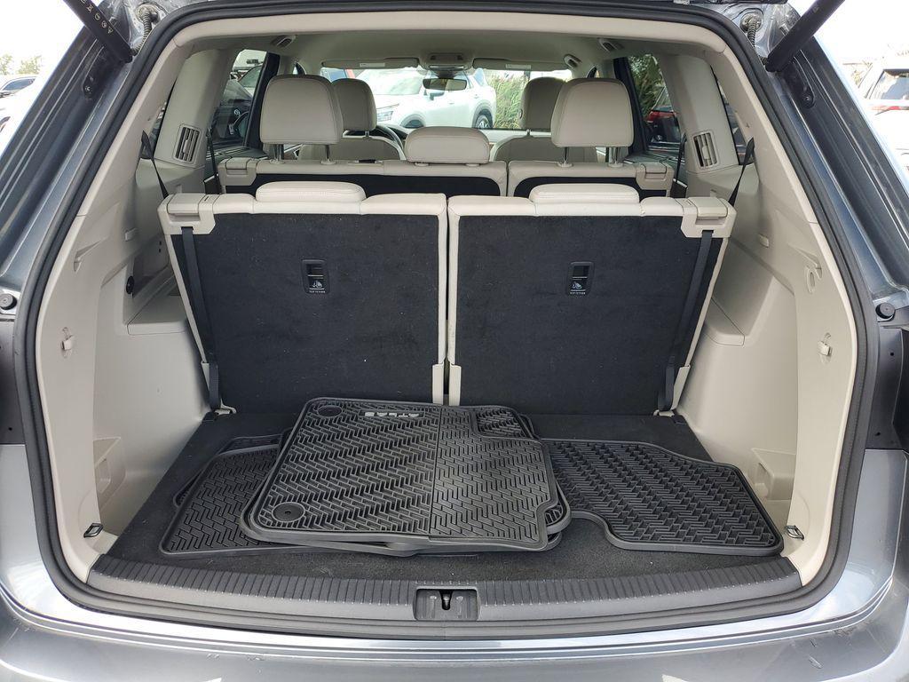 used 2024 Volkswagen Atlas car, priced at $36,753