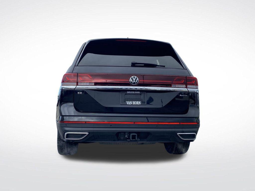 used 2025 Volkswagen Atlas car, priced at $35,885