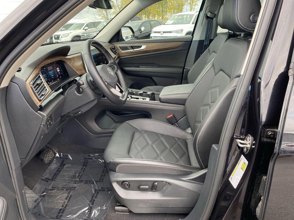 used 2025 Volkswagen Atlas car, priced at $35,885